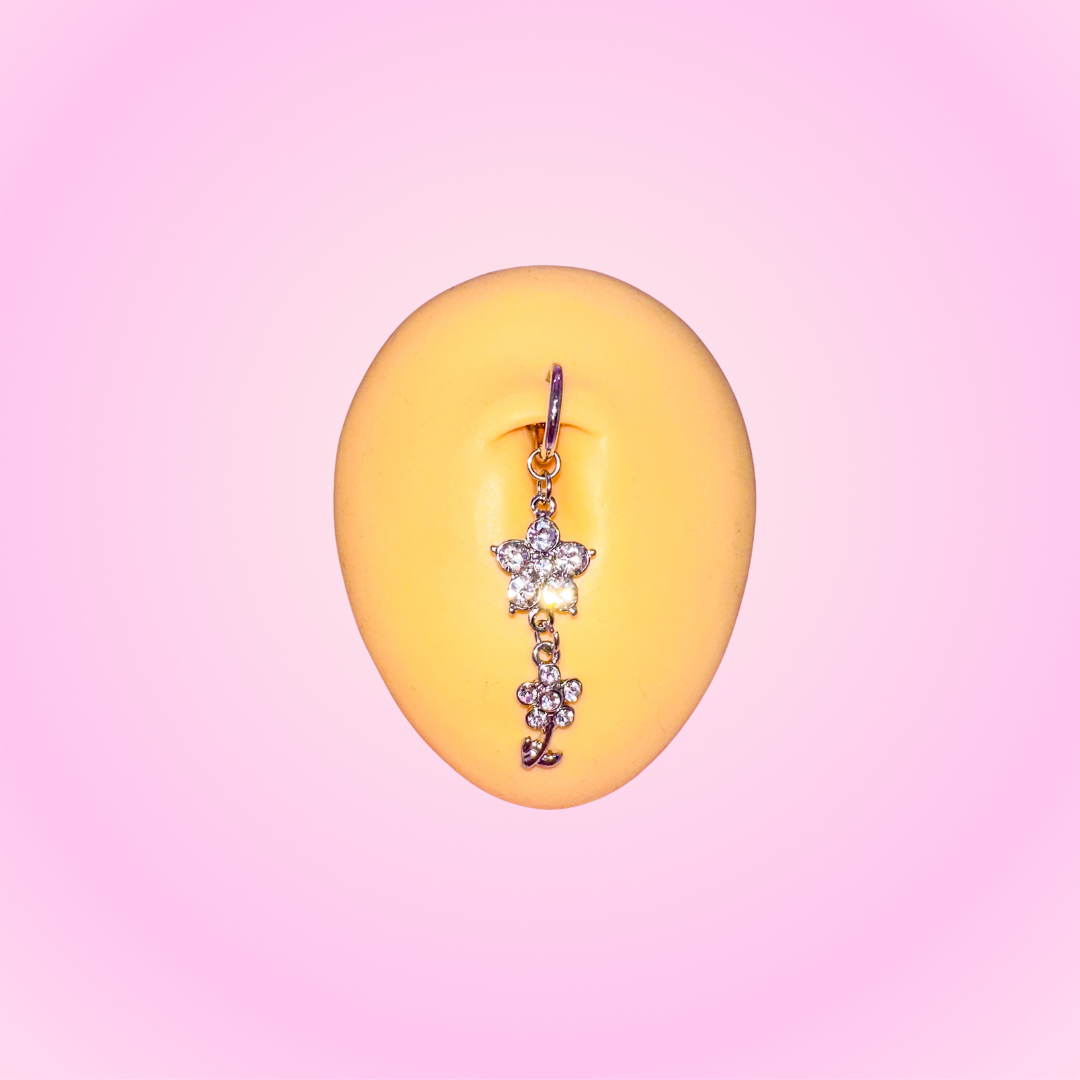 Faux piercing au ventre scintillant