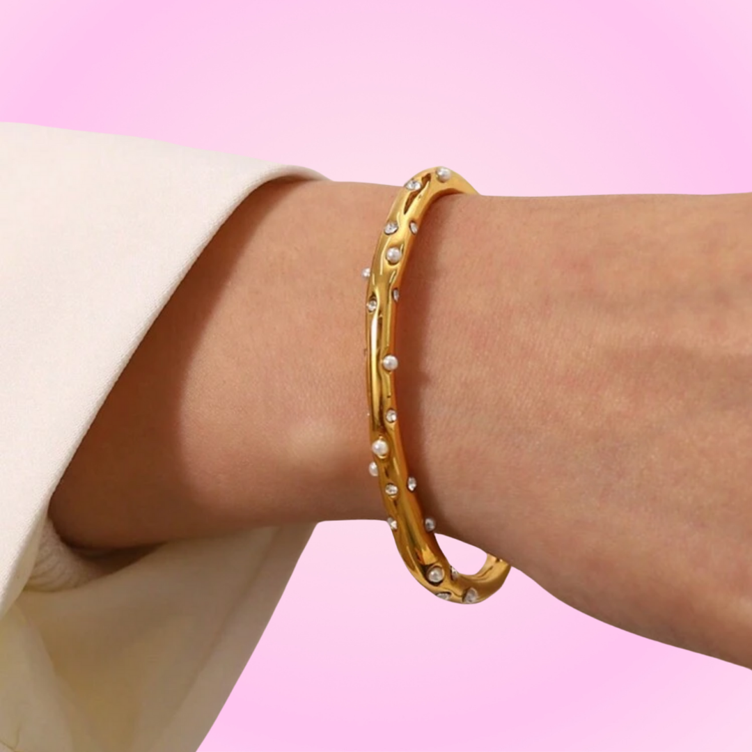 Solara Cuff