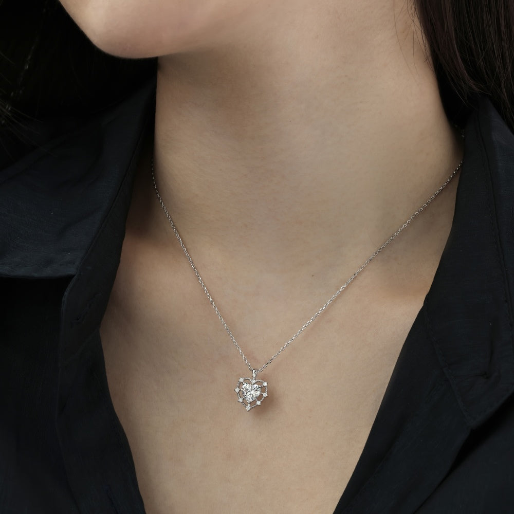 Privé Sacred Heart Necklace