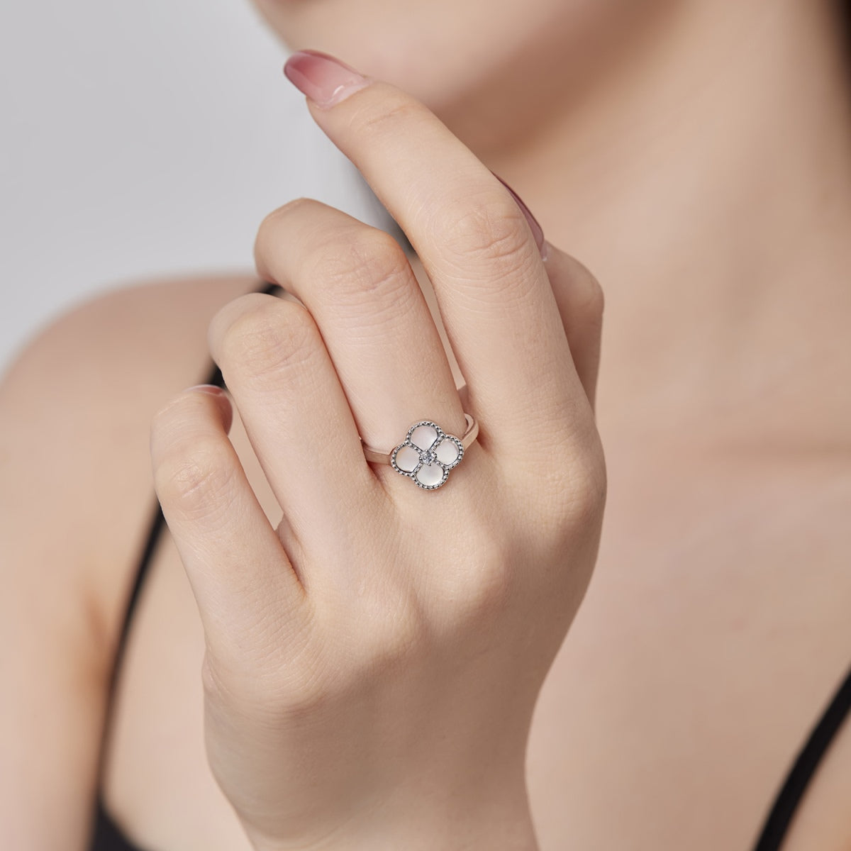 Privé Pure Elegance Ring