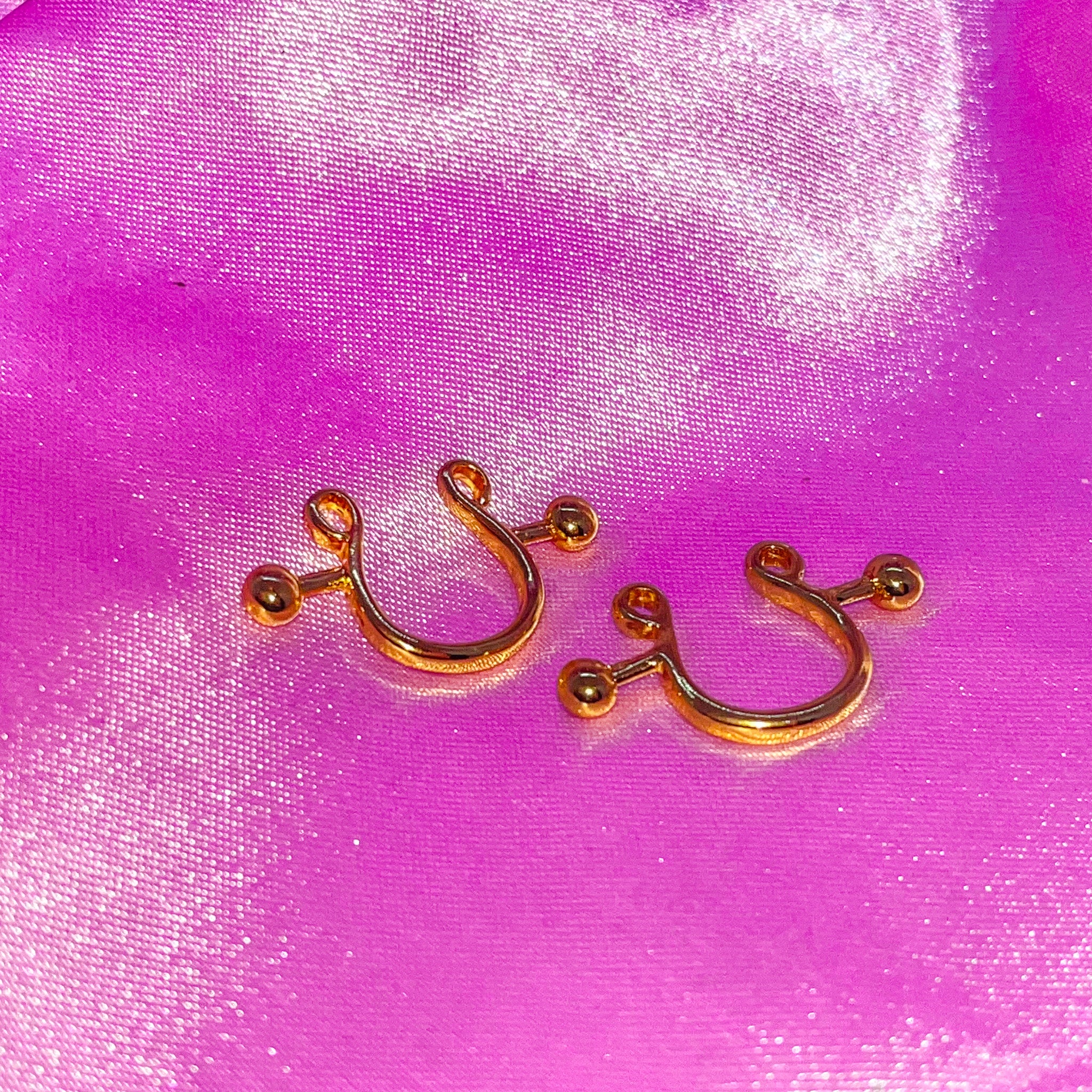 Fake Piercing Boobie