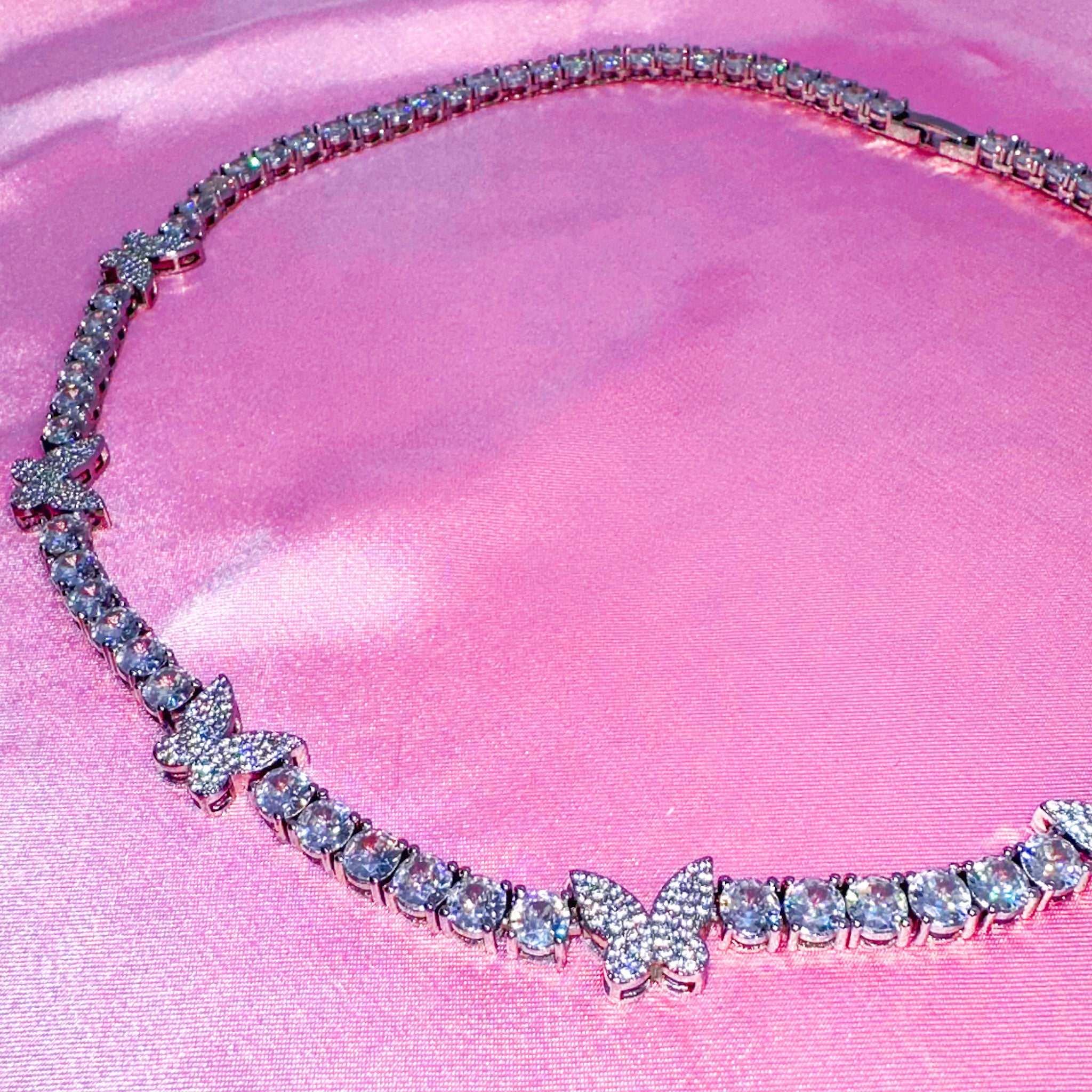 Collier pailleté