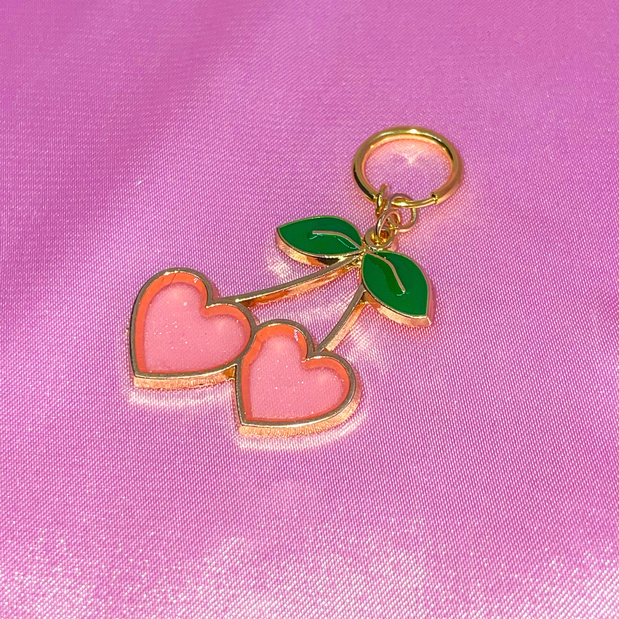 Faux Piercing Au Nombril Cerise