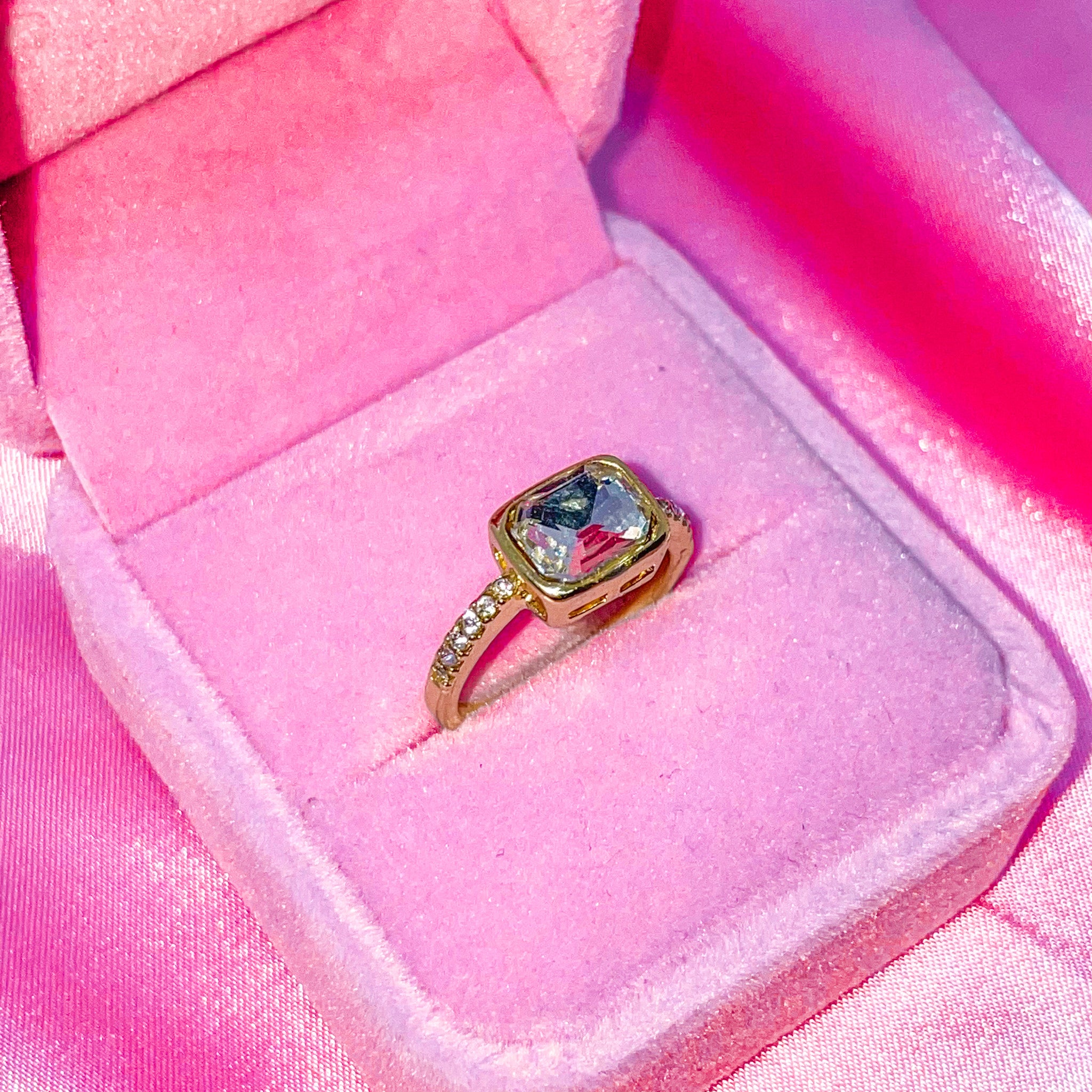 Simple Promise Ring Gold