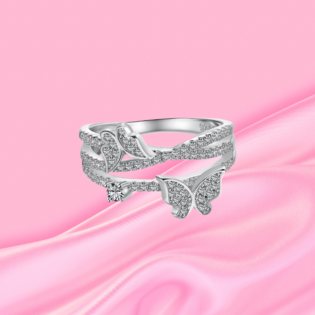 Privé Double Butterfly Ring