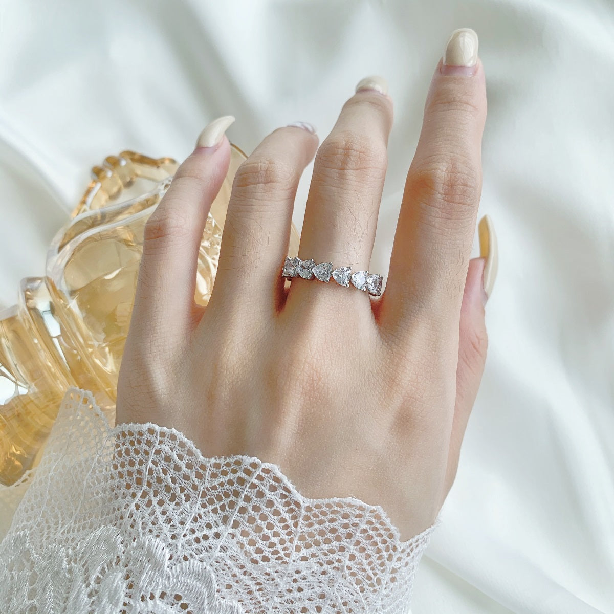 Privé Luxe Heart Ring