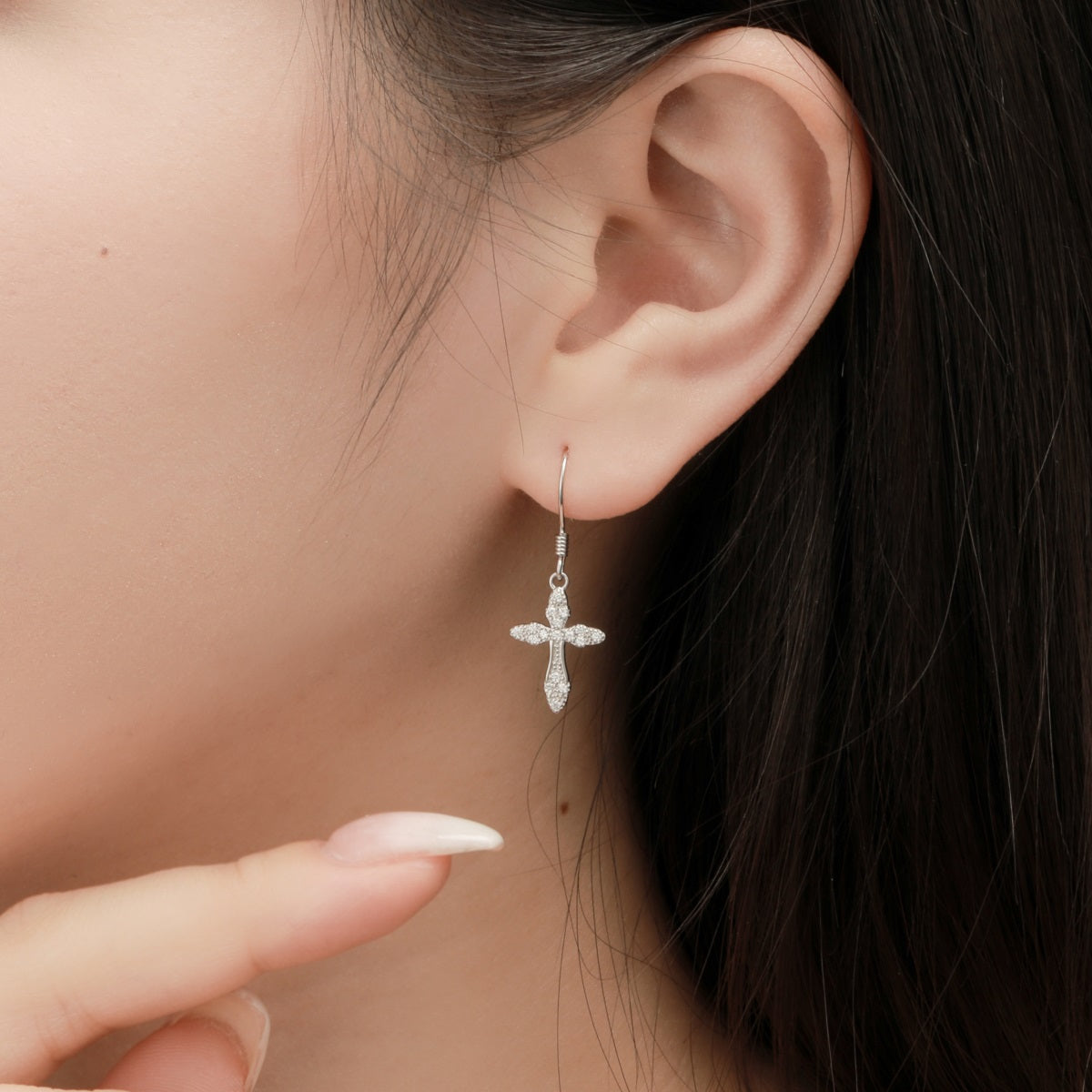 Privé Faithful Cross Earrings