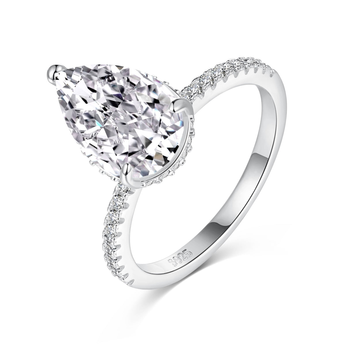 Privé Almond Elegance Ring