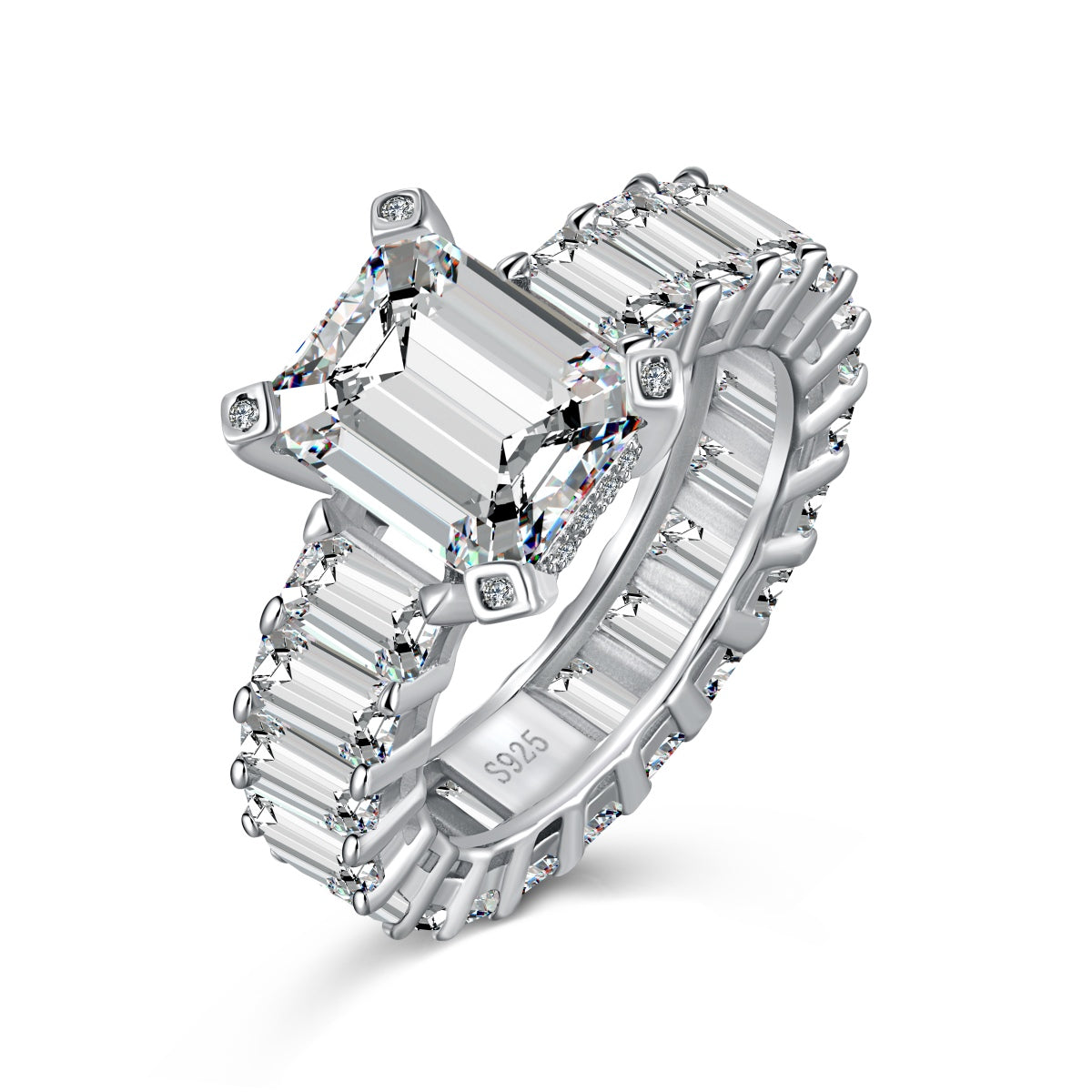 Privé Dazzling Baguette Ring