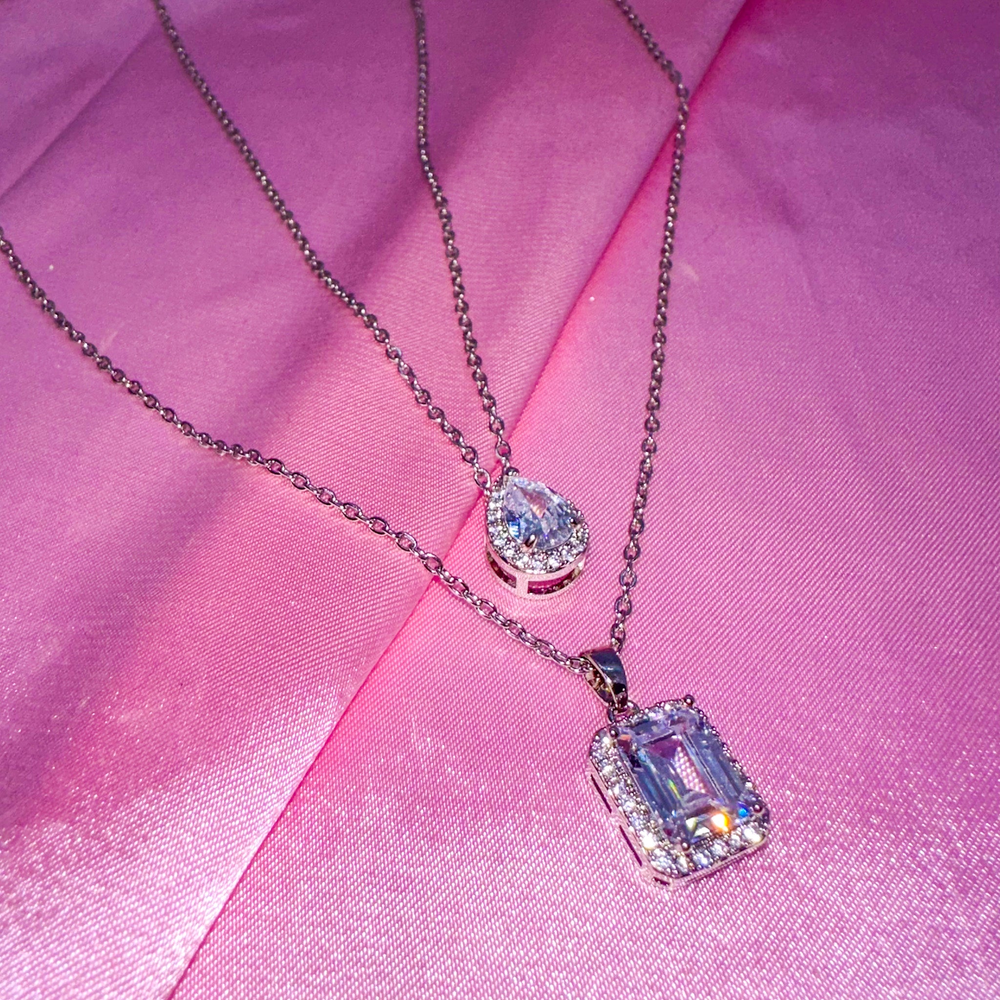 Venus Necklace